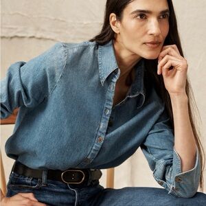 Banana Republic Reigh Denim Shirt EUC